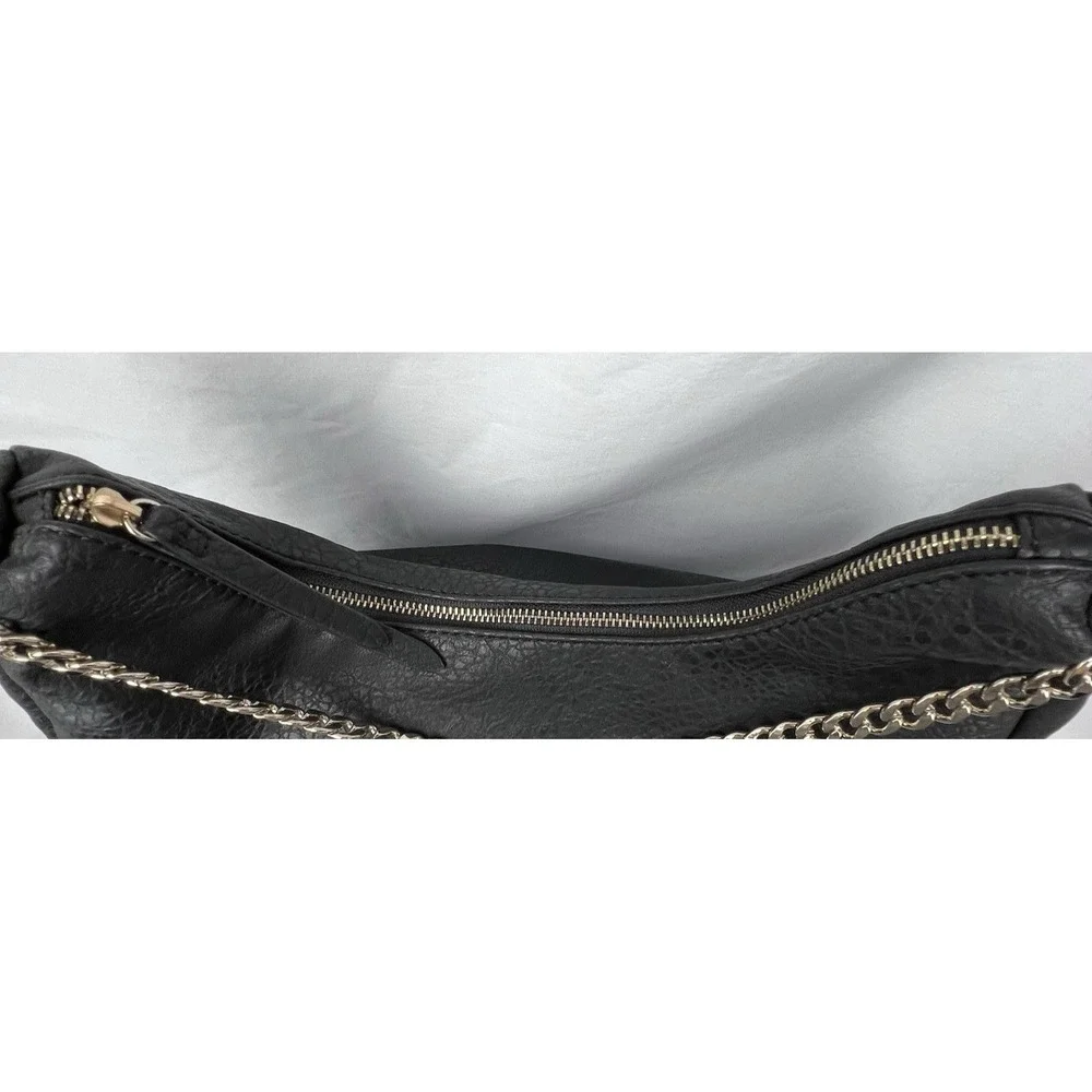 GUESS Black Hobo Shoulder Bag Gold Chain Accent Pebbled Leather Large Zip Purse